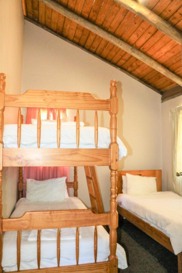 Malolotja Log Cabins 음바바네 외부 사진